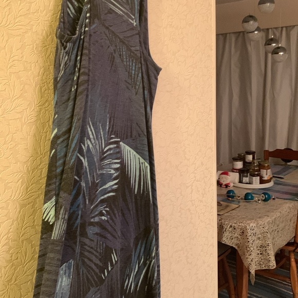 Lole brand name summer elegant dress worn once - Picture 4 of 5